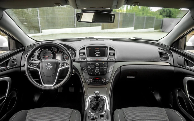 Opel Insignia cena 25999 przebieg: 247550, rok produkcji 2009 z Radom małe 742